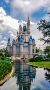 how to start a disney blog