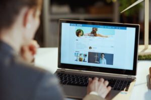 how to start an Instagram blog